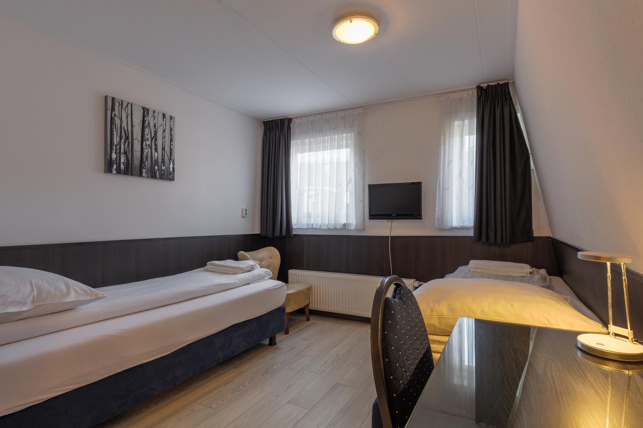 Hotel Randenbroek アーメルスフォールト エクステリア 写真